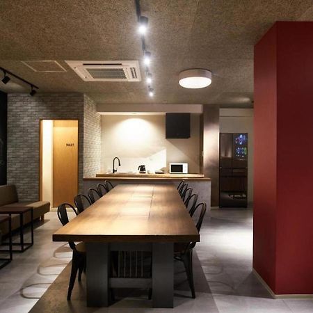 Shinsaibashi House Hotel โอซาก้า ภายนอก รูปภาพ