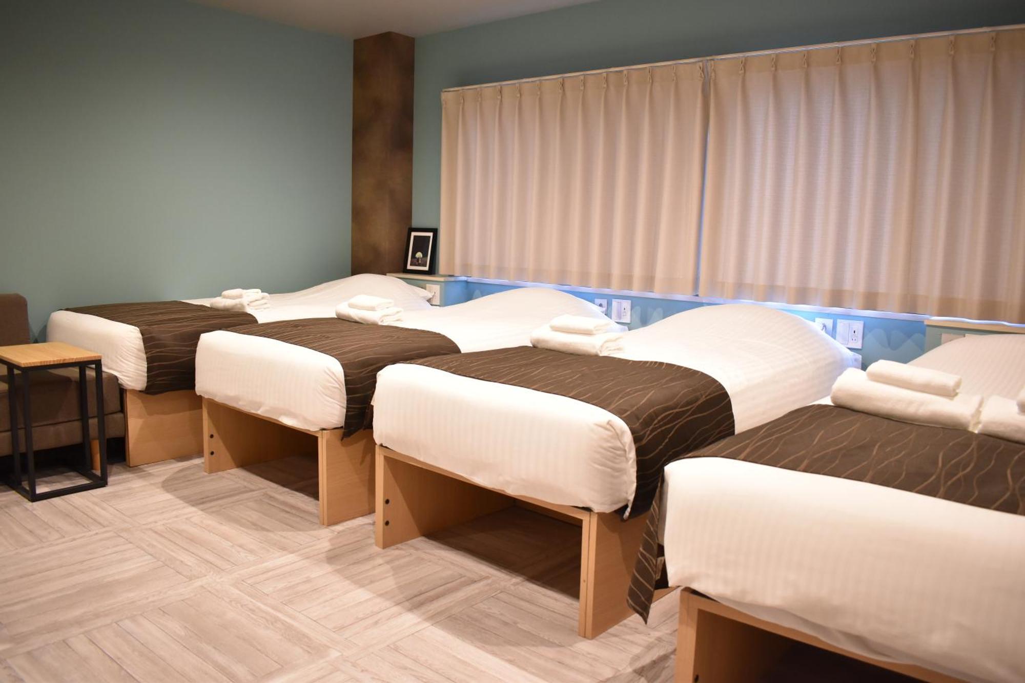Shinsaibashi House Hotel โอซาก้า ภายนอก รูปภาพ