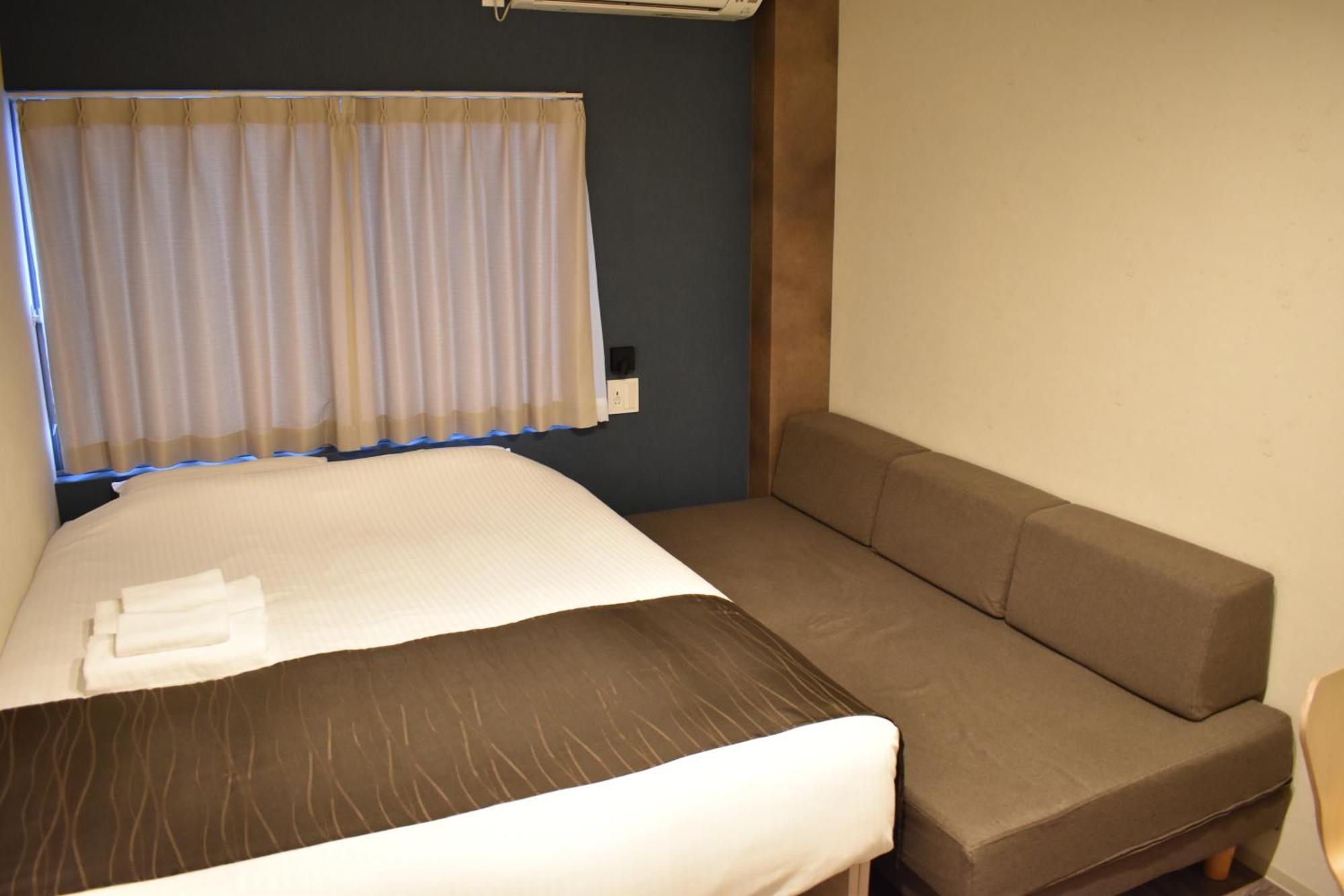 Shinsaibashi House Hotel โอซาก้า ห้อง รูปภาพ