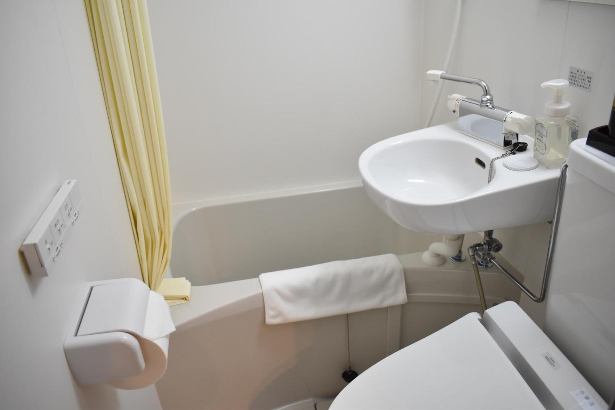 Shinsaibashi House Hotel โอซาก้า ห้อง รูปภาพ