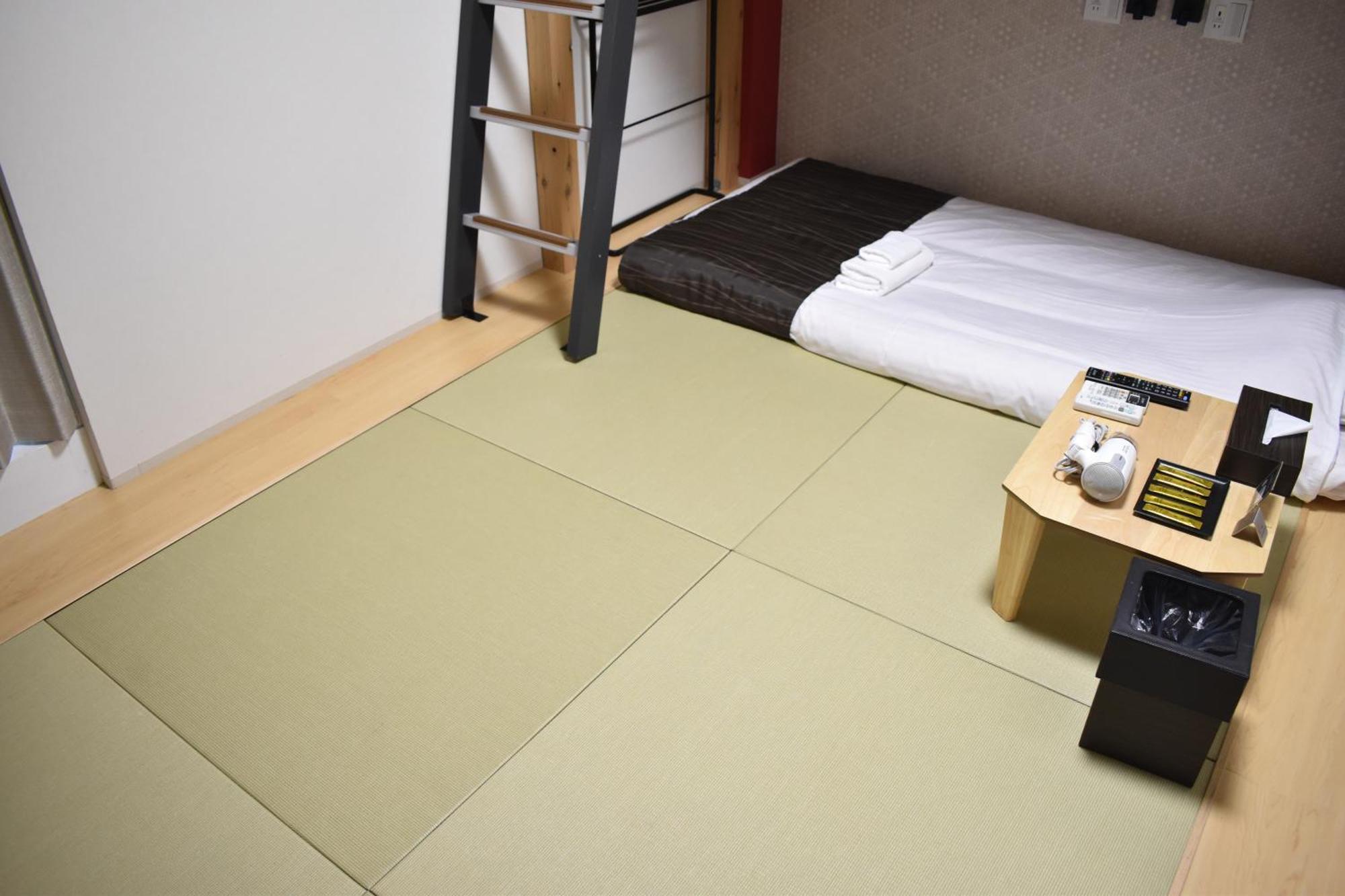 Shinsaibashi House Hotel โอซาก้า ห้อง รูปภาพ